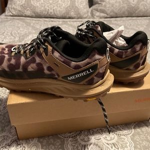 Women's Antora 3 Leopard Trail Hiker, NWT